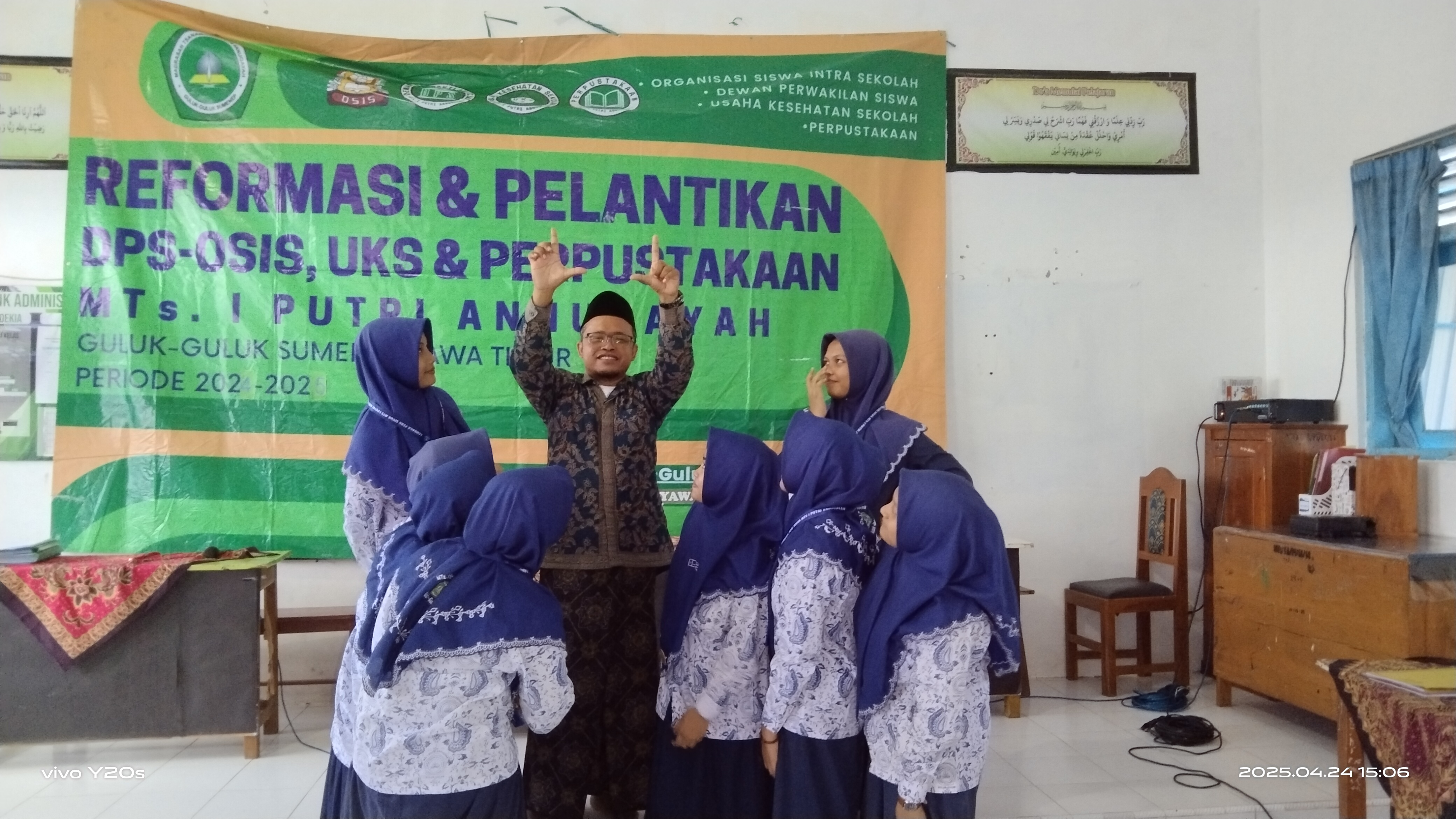 Pengurus LPS bersama Pembina